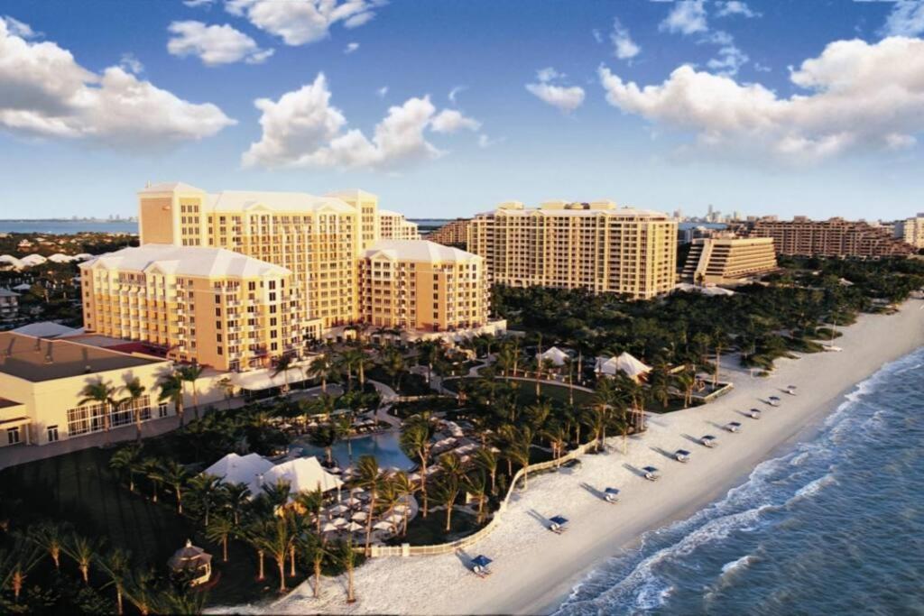Charming 5 Star Condo Unit Situated At Ritz Carlton-Key Biscayne Miami Exterior foto