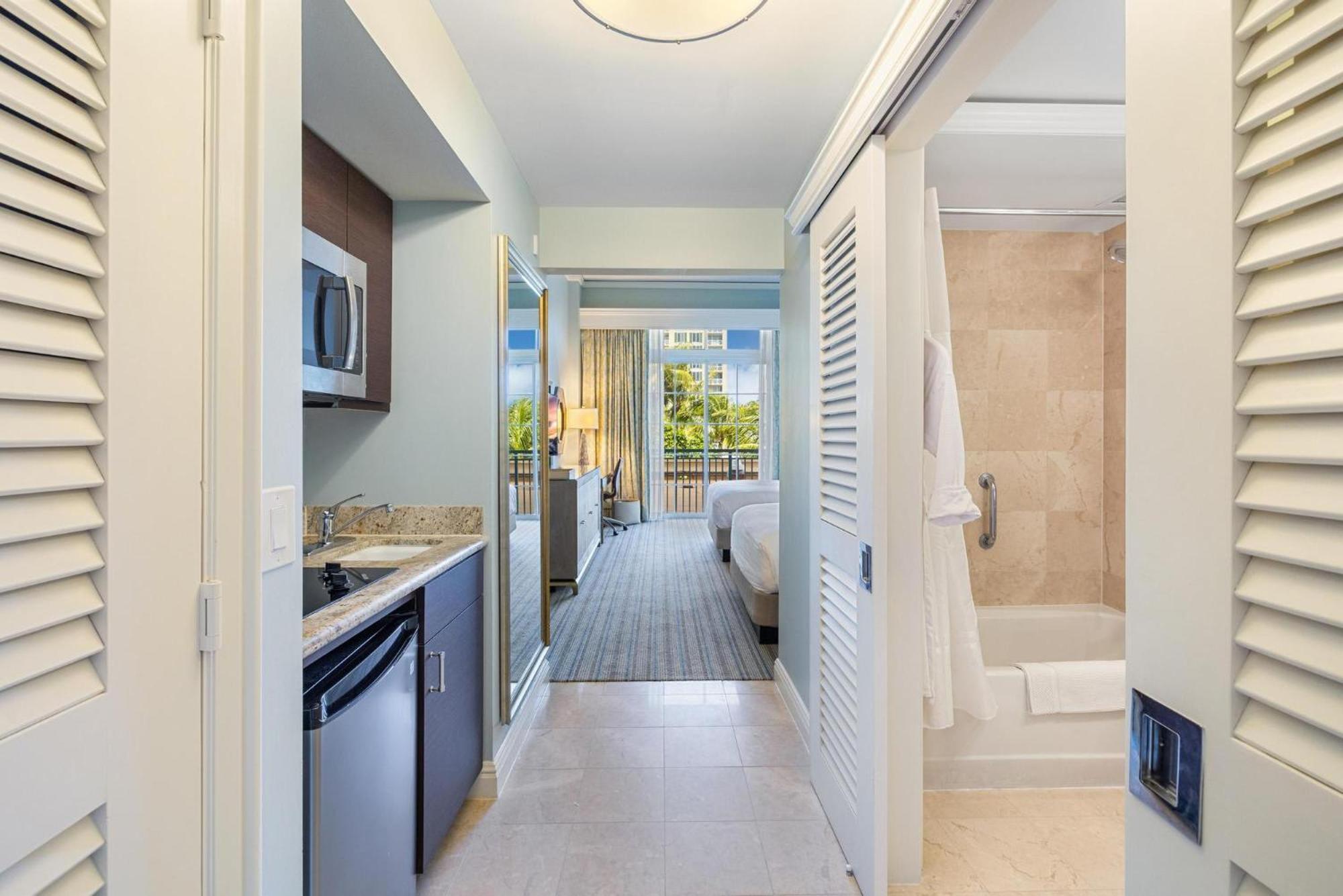 Charming 5 Star Condo Unit Situated At Ritz Carlton-Key Biscayne Miami Exterior foto